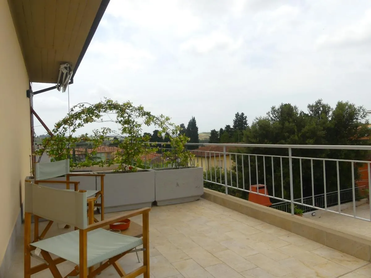 Bed & Breakfast Il Fiore Di Monnalisa Vinci Italy
