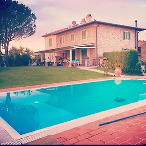 Casa vacanze Incantevole Con Piscina, Vinci